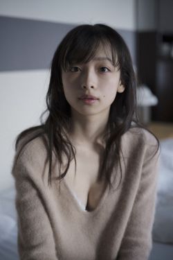 女机械人