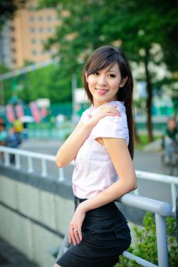 臭小子姨妈腰快断了第12集