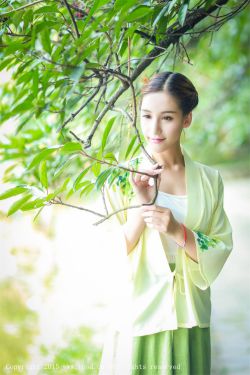 待绽蔷薇电影完整在线